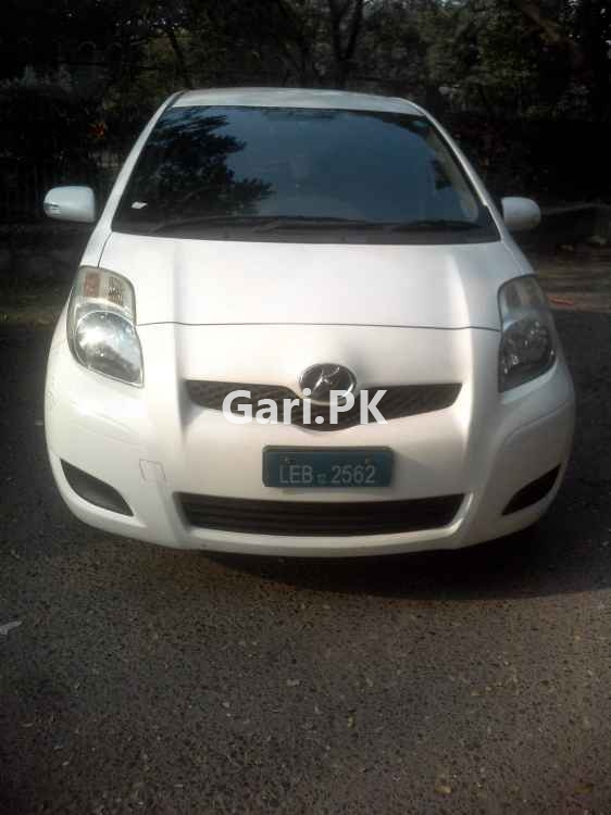 Toyota Vitz B Intelligent Package 1.0 2008