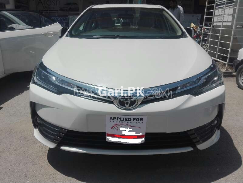 Toyota Corolla Altis Grande CVT-i 1.8 2018