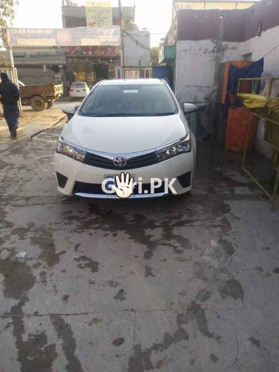 Toyota Corolla Altis Grande CVT-i 1.8 2015