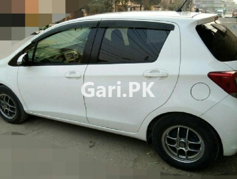 Toyota Vitz F Limited II 1.3 2016