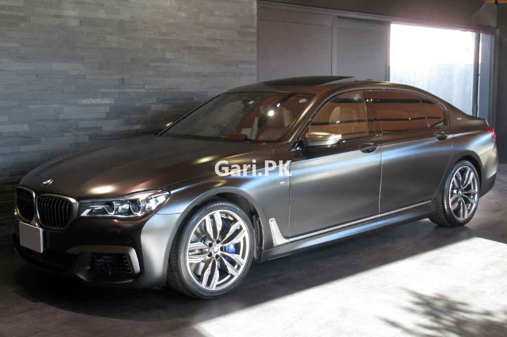 BMW 7 Series 760Li 2017