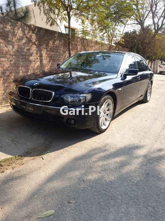 BMW 7 Series  2005