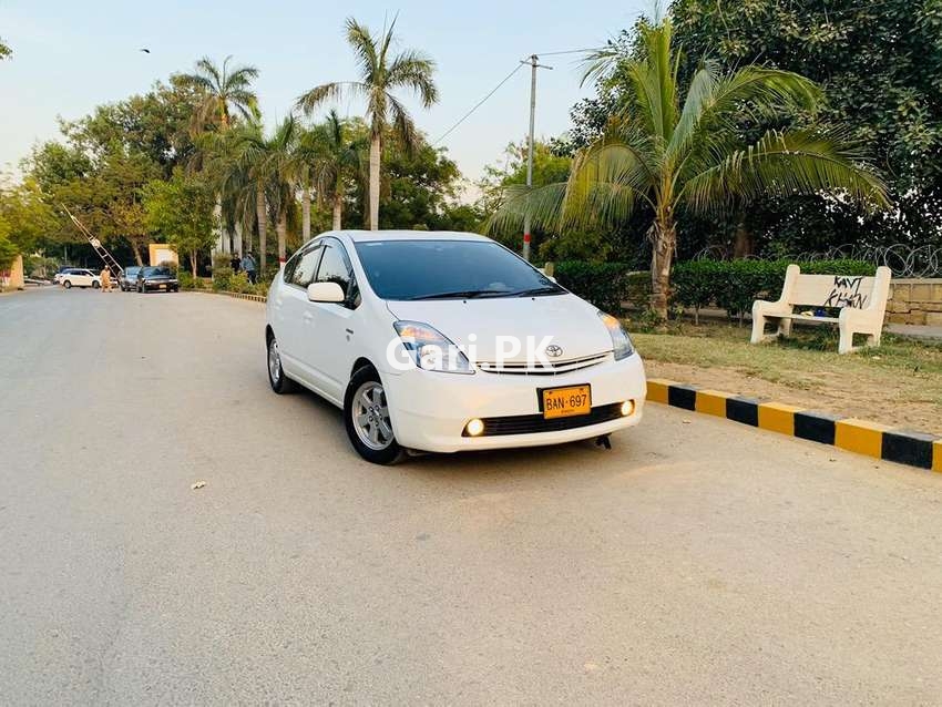 Toyota Prius  2010