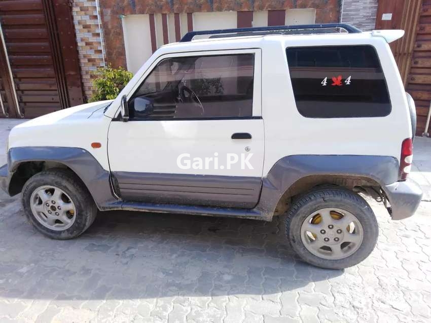 Mitsubishi Pajero Mini  1995