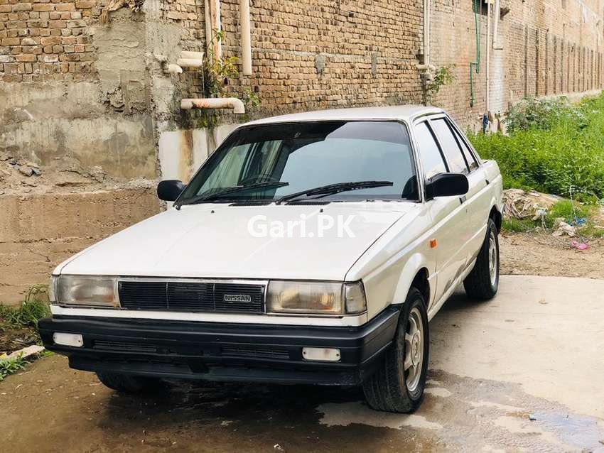 Nissan Sunny  1988