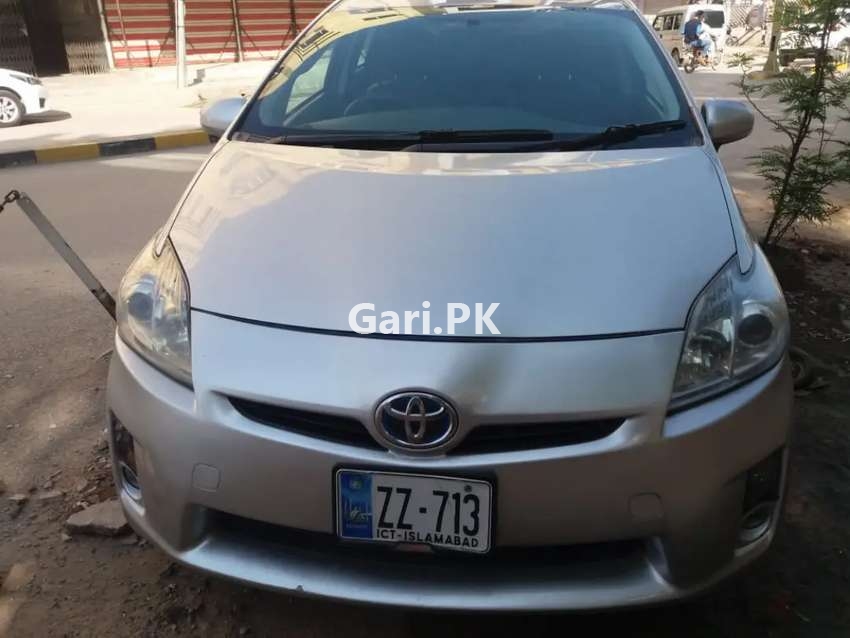 Toyota Prius  2010