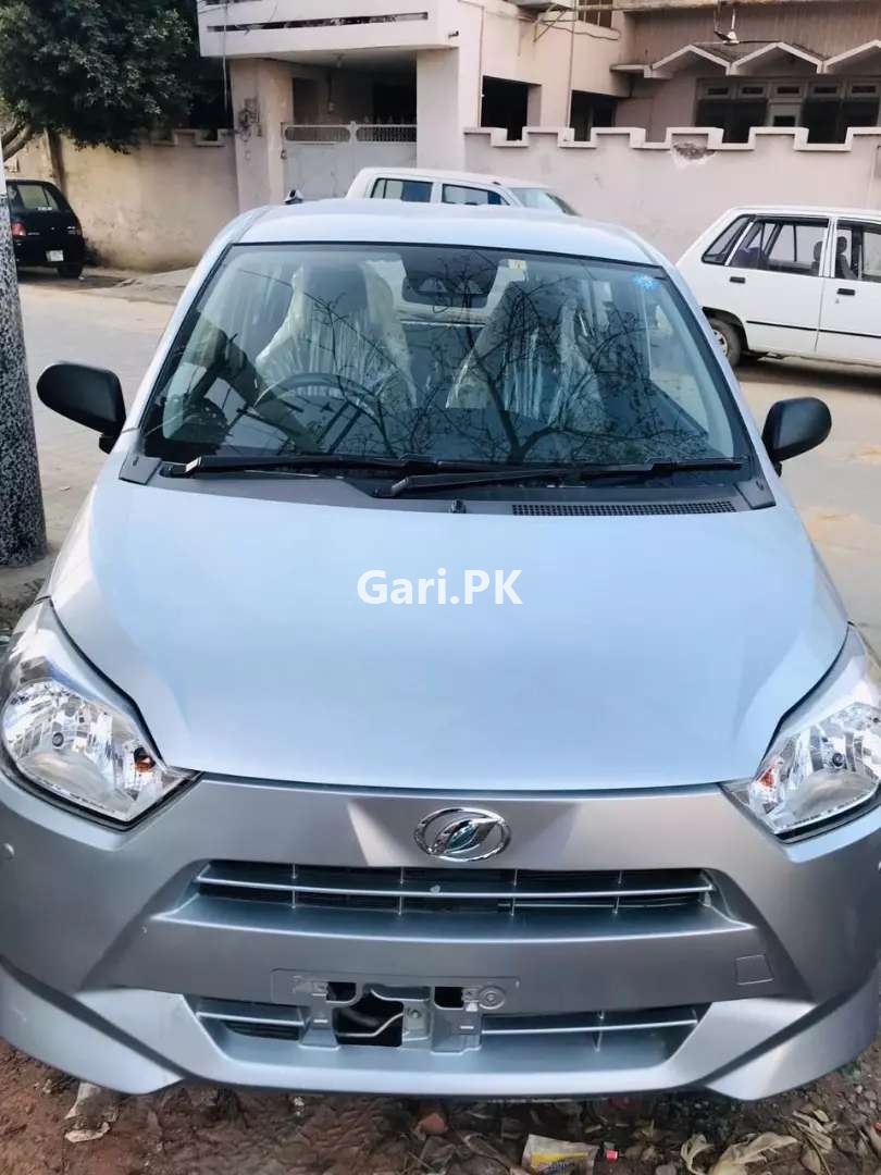 Daihatsu Mira  2018