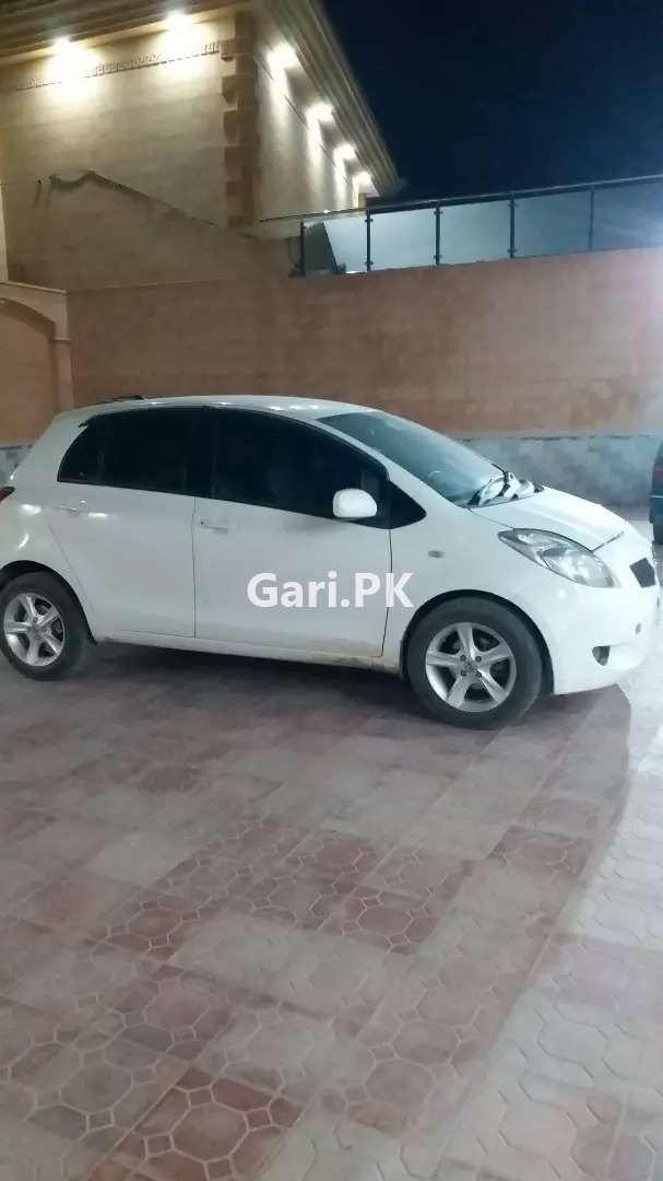 Toyota Vitz  2006