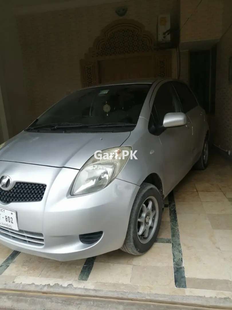 Toyota Vitz  2007