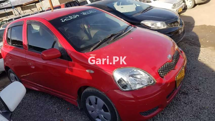 Toyota Vitz  2004