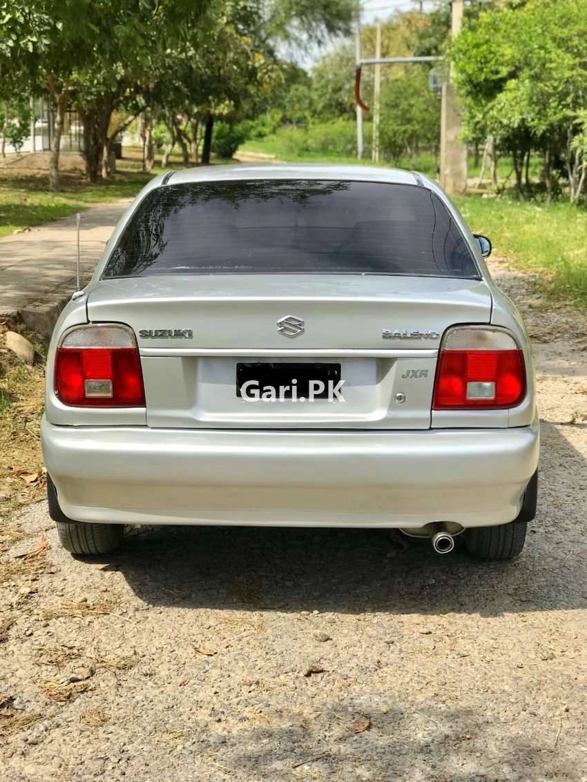 Suzuki Baleno  2005