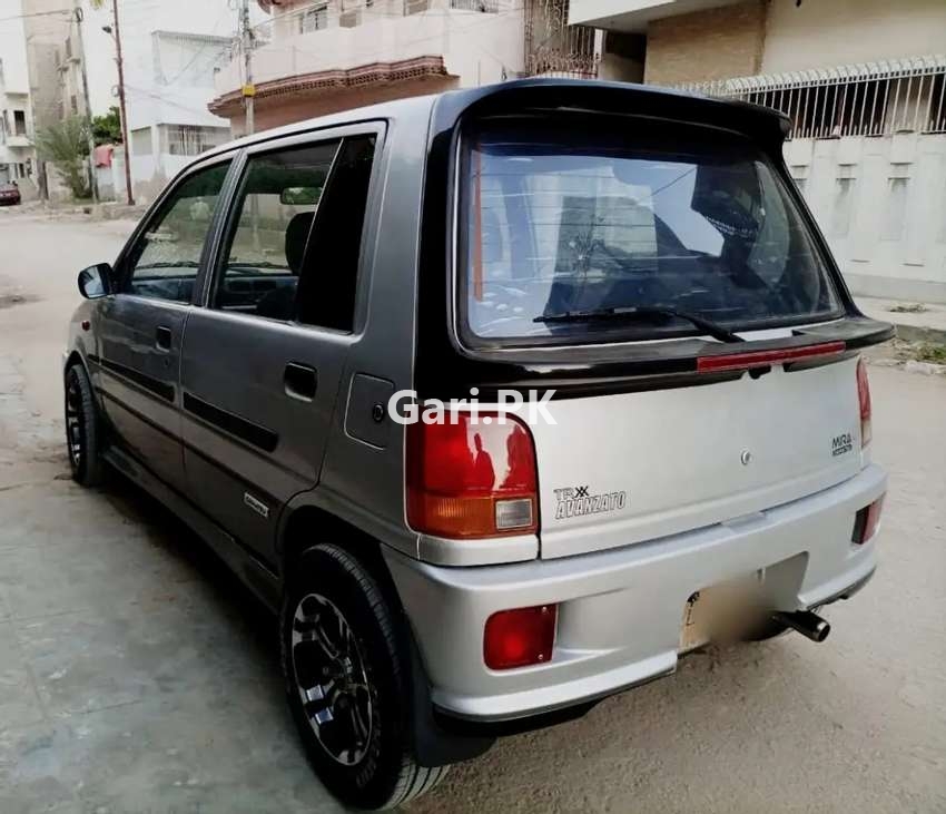 Daihatsu Cuore  2006