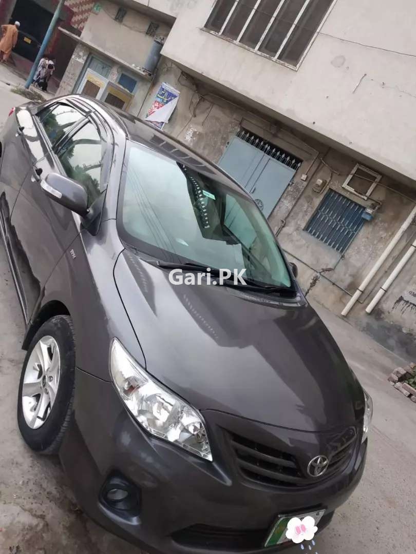 Toyota Corolla GLI 2011