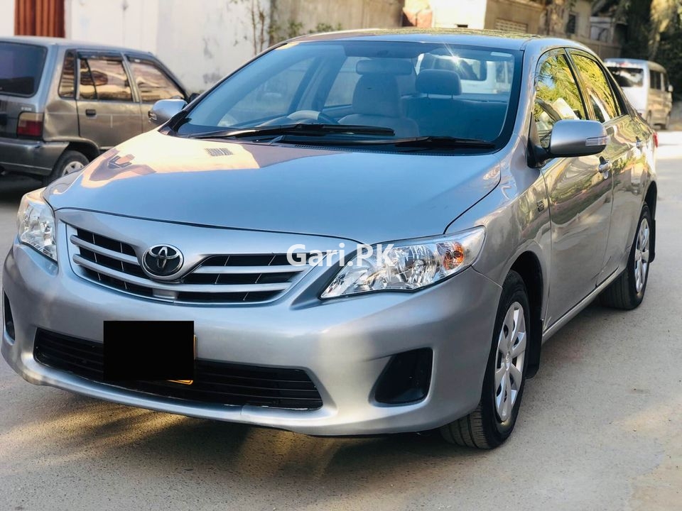 Toyota Corolla GLi 1.6 2013