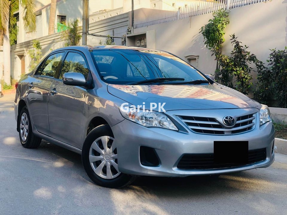 Toyota Corolla GLi 1.6 2013