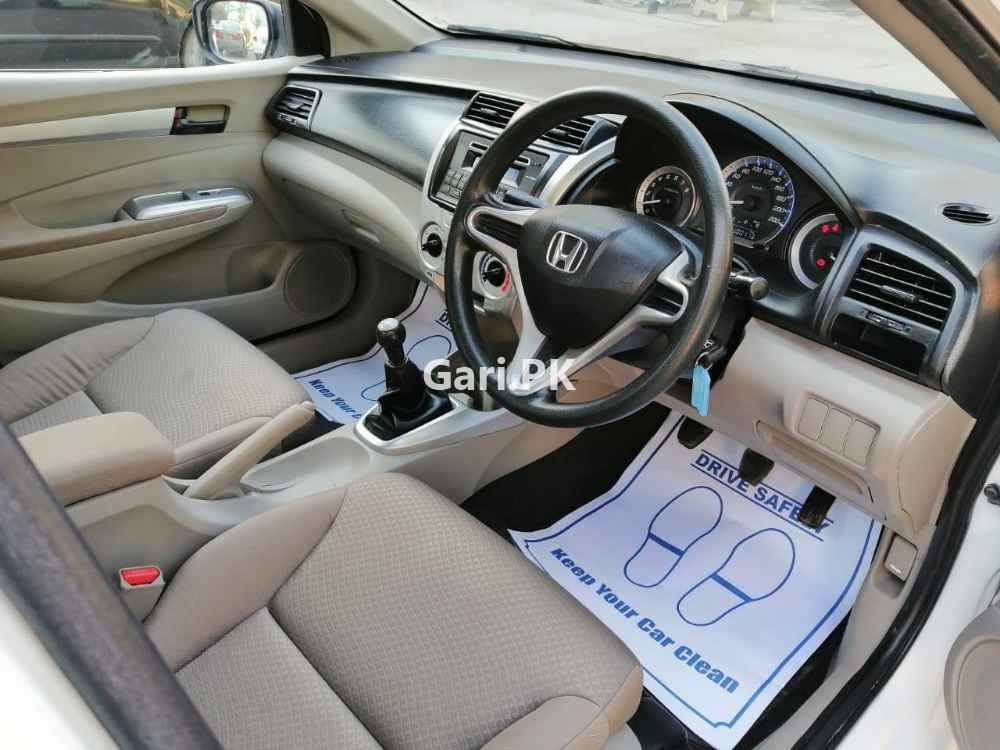 Honda City 1.3 i VTEC 2016