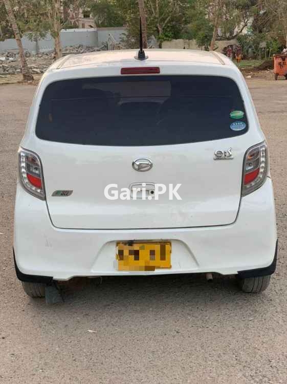 Daihatsu Mira L 2014