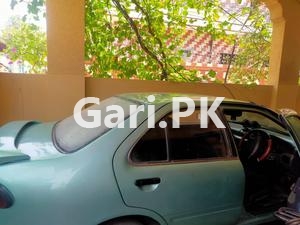 Nissan Sunny EX Saloon 1.6 1999