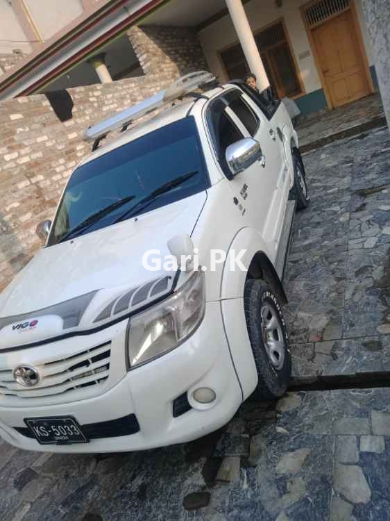 Toyota Hilux Vigo V 2012