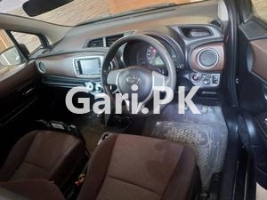 Toyota Vitz Jewela Smart Stop Package 1.0 2011