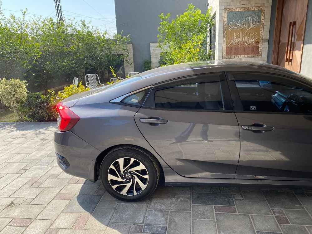 Honda Civic VTi 1.8 i VTEC Oriel 2018