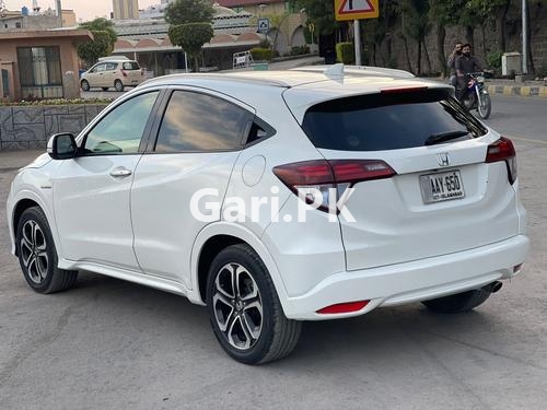 Honda Vezel Hybrid Z  Sensing 2014