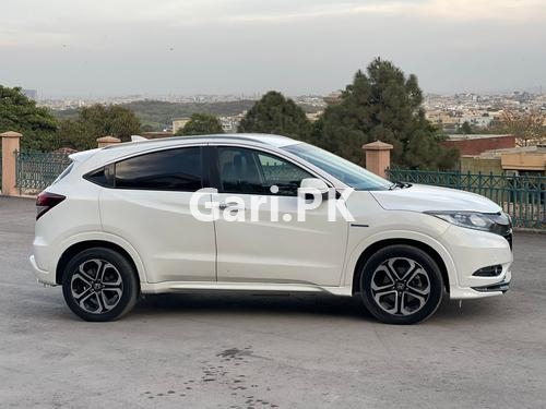 Honda Vezel Hybrid Z  Sensing 2014