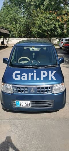 Mitsubishi Ek Wagon  2013