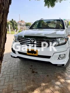 Toyota Fortuner  2016