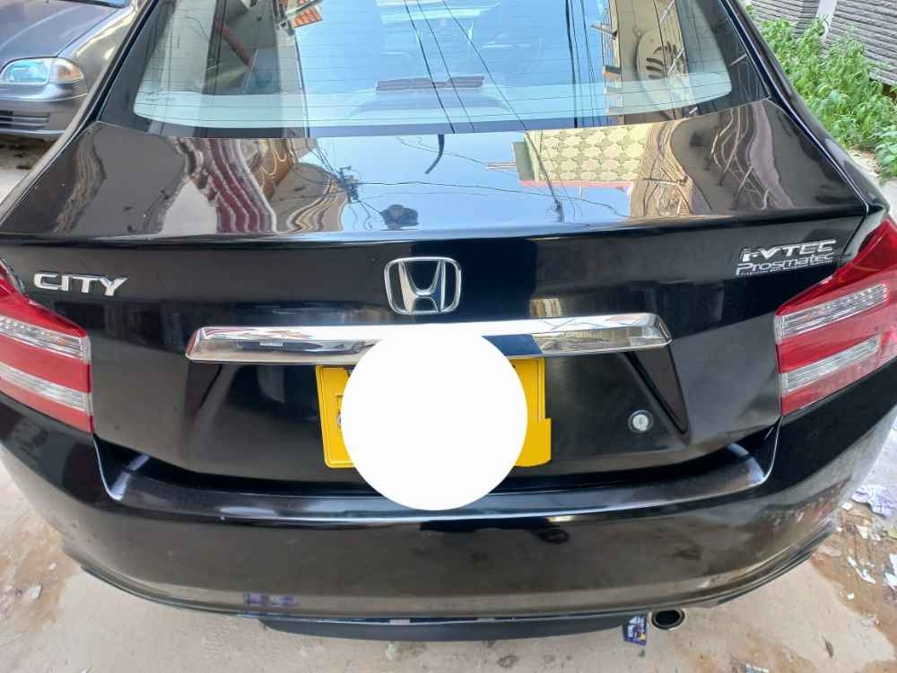 Honda City I VTEC Prosmatec 2016 for Sale in Karachi