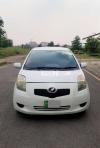 Toyota Vitz  2005 For Sale in Lahore