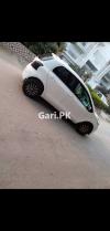 Toyota Vitz  2005 For Sale in Karachi