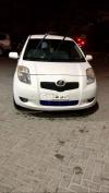 Toyota Vitz  2005 For Sale in Dera Ghazi Khan