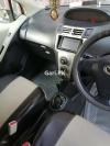 Toyota Vitz  2005 For Sale in Karachi