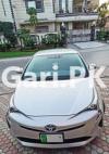 Toyota Prius S 2017 For Sale in Lahore