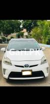 Toyota Prius  2013 For Sale in Karachi