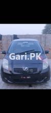Toyota Vitz  2007 For Sale in Karachi