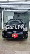 Toyota Prius  2013 For Sale in M.A. Jinnah Road