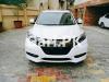 Honda Vezel Hybrid Z  Sensing 2016 For Sale in Karachi