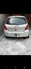 Toyota Vitz  2005 For Sale in Lahore