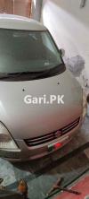 Suzuki Swift 1.3 DLX 2013 For Sale in Lahore