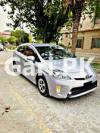 Toyota Prius G Touring Selection 1.8 2014 For Sale in Lahore