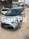 Toyota Sienta G 2016 For Sale in Vehari