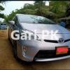 Toyota Prius S 2017 For Sale in Karachi