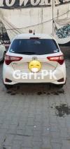 Toyota Vitz  2018 For Sale in Bhimber Road