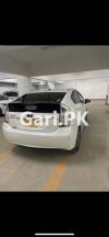 Toyota Prius  2014 For Sale in Karachi