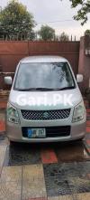 Suzuki Wagon R  2012 For Sale in Gulberg Greens