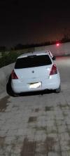 Suzuki Swift  2015 For Sale in Karachi