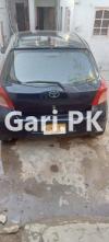 Toyota Vitz B 1.0 2005 For Sale in Faisalabad