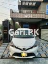 Toyota Vitz  2015 For Sale in Lahore